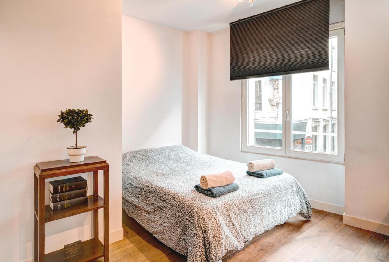 Light House Lodge. Apartment In Center Of 안트베르펜 외부 사진